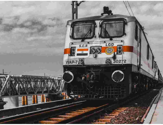 Taj Mahal by Train from Delhi